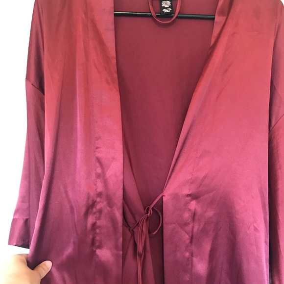 Victoria Secret Silk Robe - Picture 5 of 6